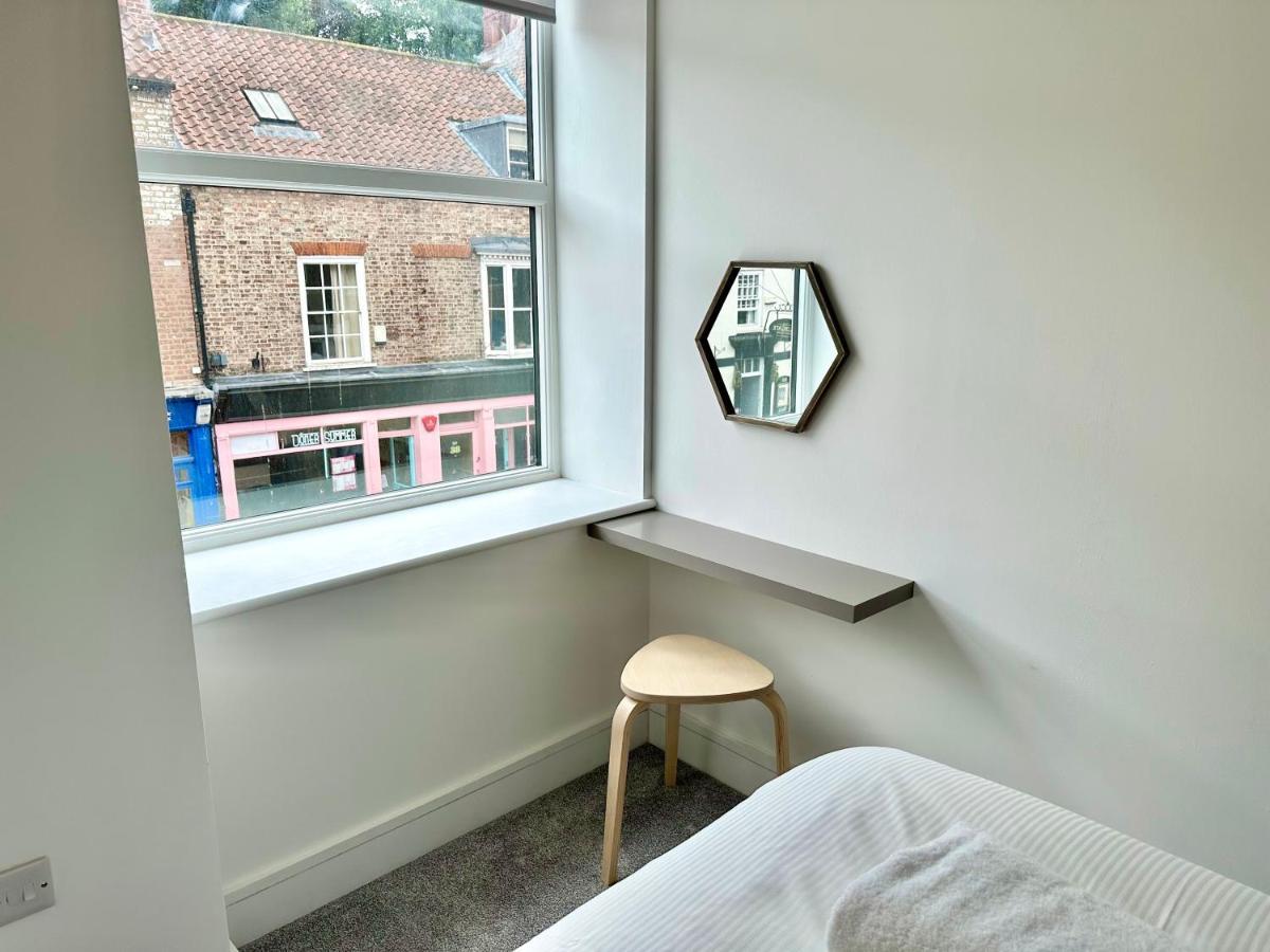 Fountain Apartment No 1 With Free Parking York Exterior photo